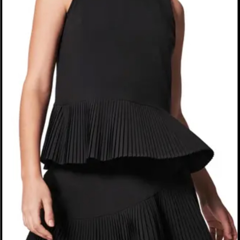 Spanx Yes Pleats Tank. Brand New with Tags